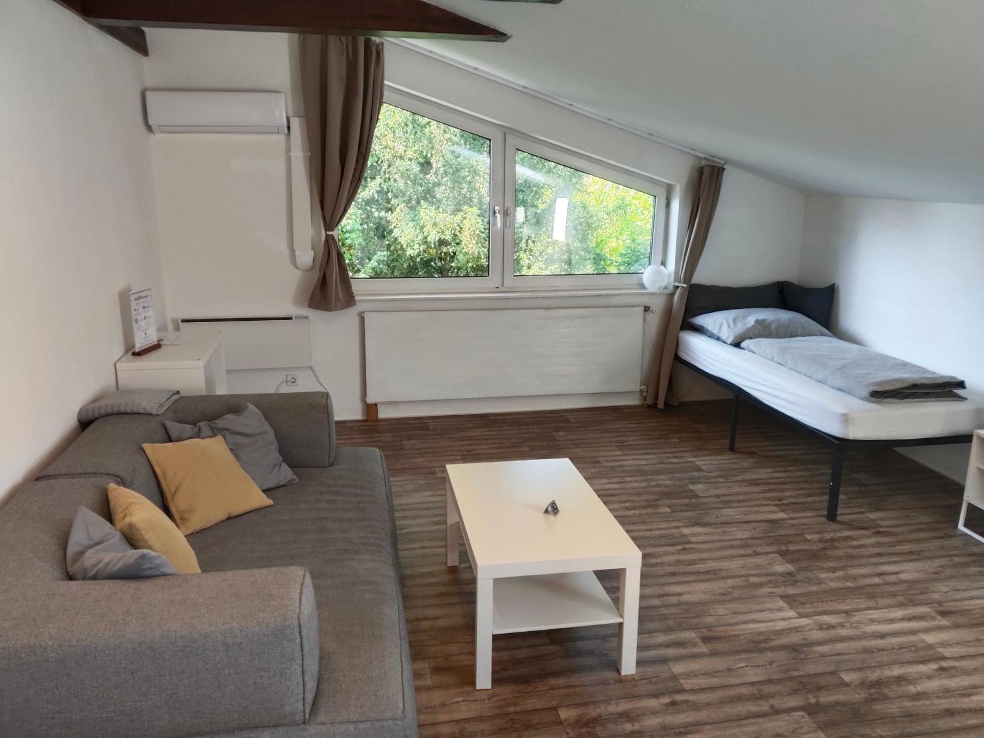 Ferienunterkuenfte In Sievering Mit Self-Check-In Wina Bagian luar foto